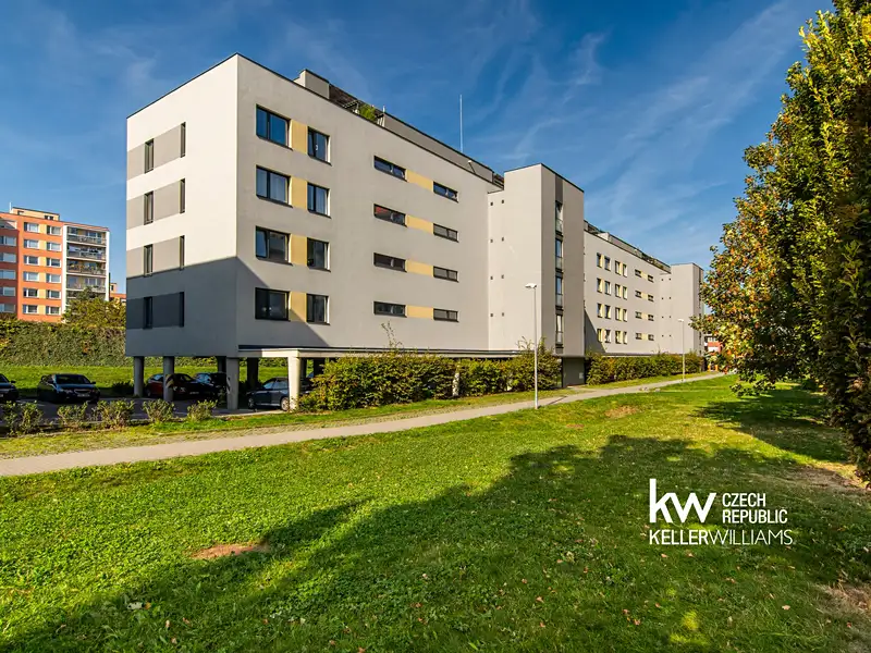 Prodej bytu 2+kk 51 m², Praha – náhled fotky 3