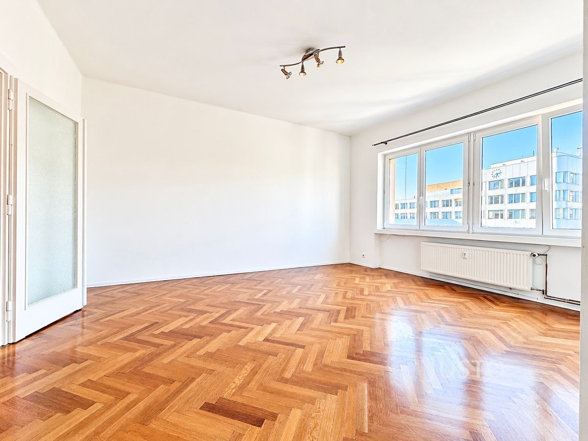 Pronájem bytu 2+1 64 m²