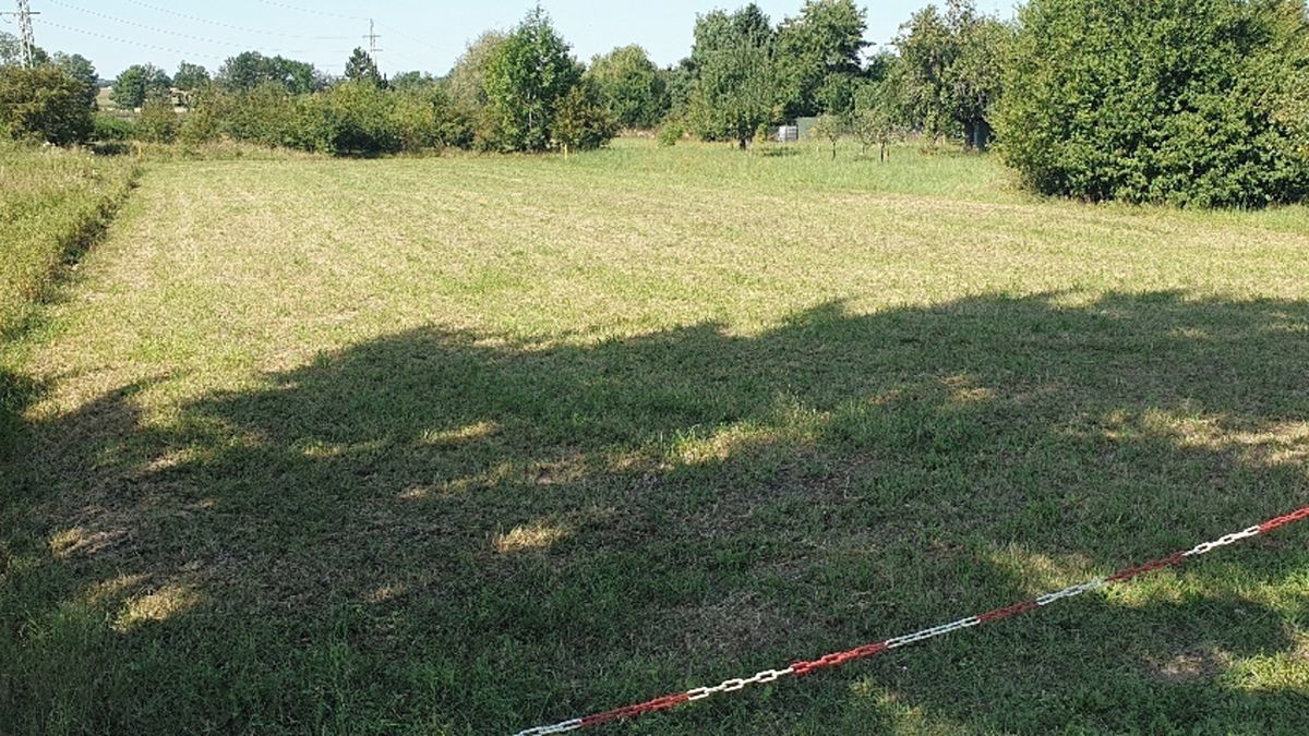 Dražba stavebního pozemku 1191 m², Jičín – fotka 1 z 3