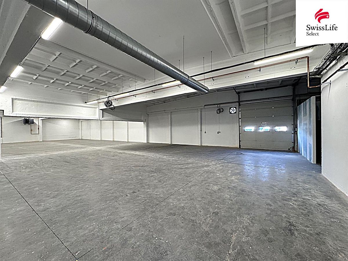 Pronájem skladového prostoru 924 m², Hradec Králové – fotka 1 z 3