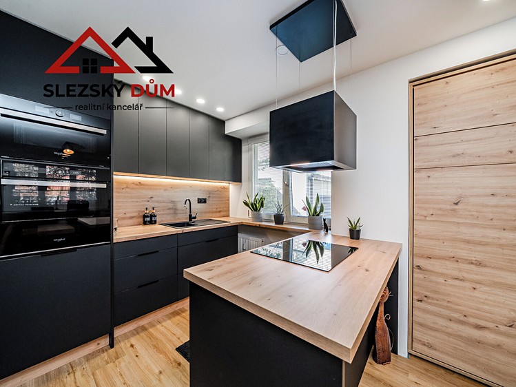 Prodej bytu 2+kk, 47 m² (1 z 16)