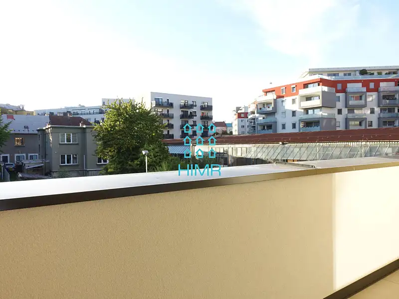 Pronájem bytu 1+kk 29 m², Olomouc – náhled fotky 2