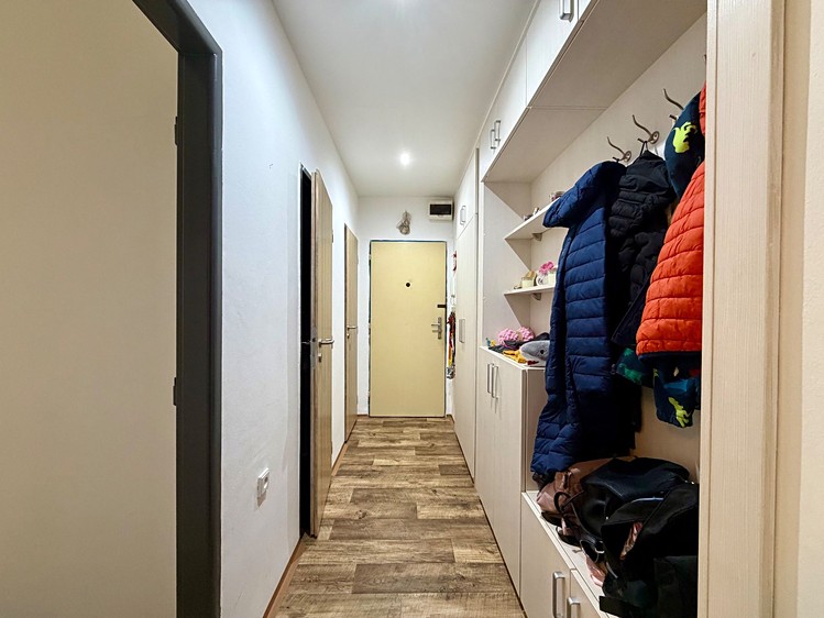 Pronájem bytu 2+1, 50 m² (6 z 10)