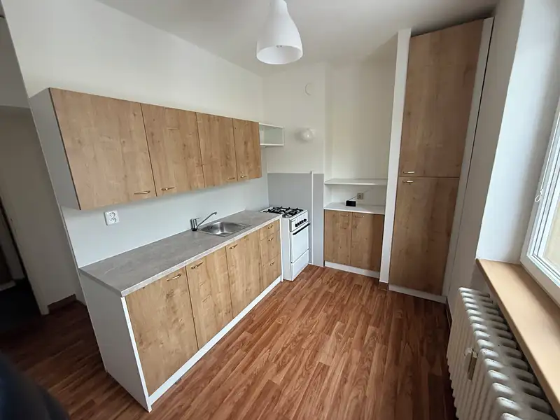 Prodej bytu 2+1 50 m², Vsetín – náhled fotky 2