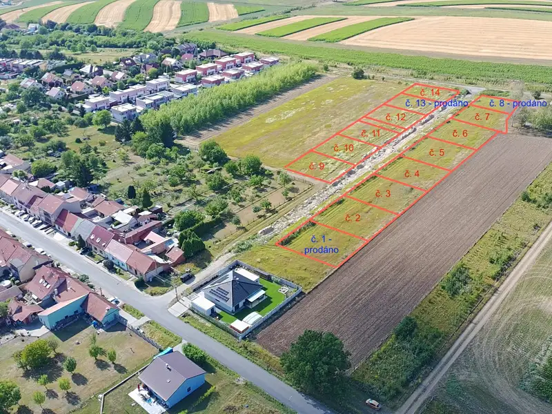 Prodej stavebního pozemku 746 m², Otnice – náhled fotky 1