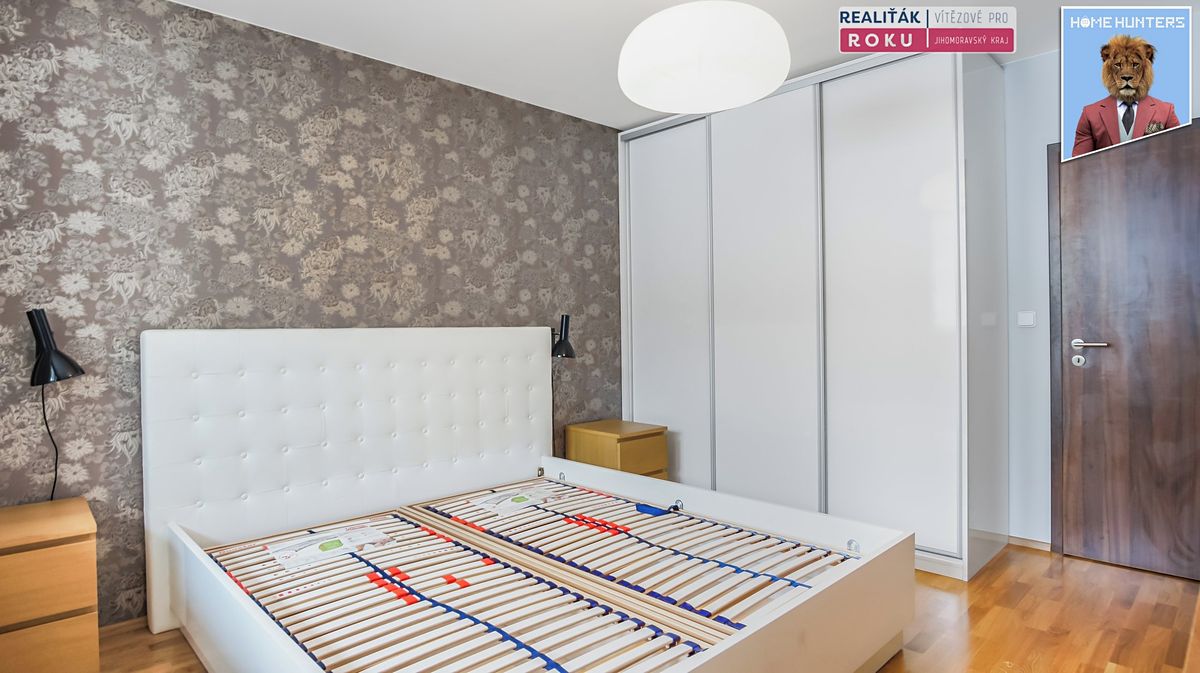 Pronájem bytu 2+1 56 m² – fotografie 3