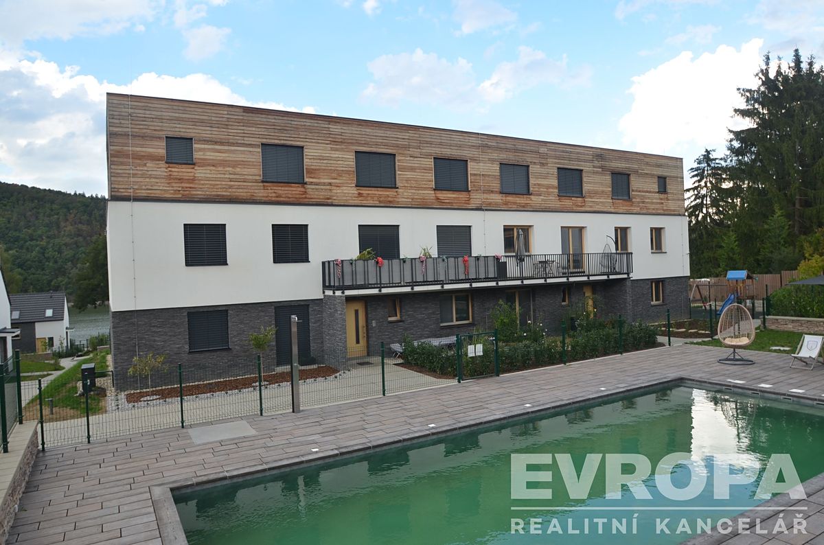 Prodej bytu 3+kk 70 m², Křečovice – fotka 1 z 3