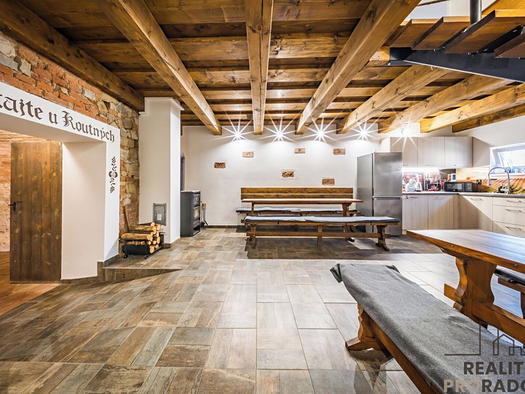 Prodej nemovitosti, 90 m² (10 z 30)
