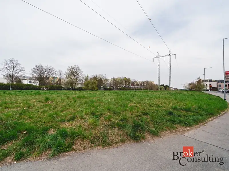 Prodej pozemku 322 m², Praha – náhled fotky 2