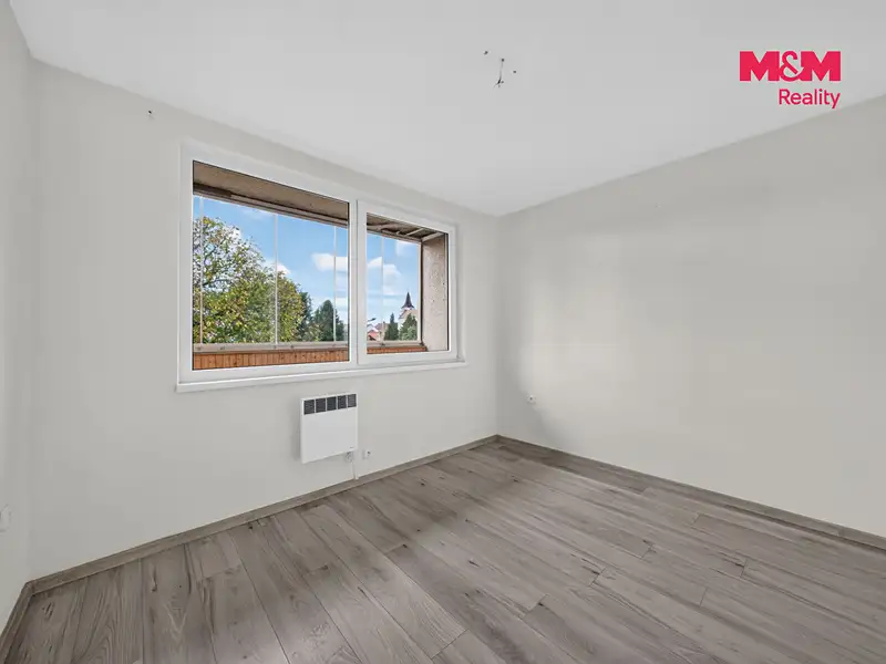 Prodej bytu 4+1 82 m², Černovice – náhled fotky 3
