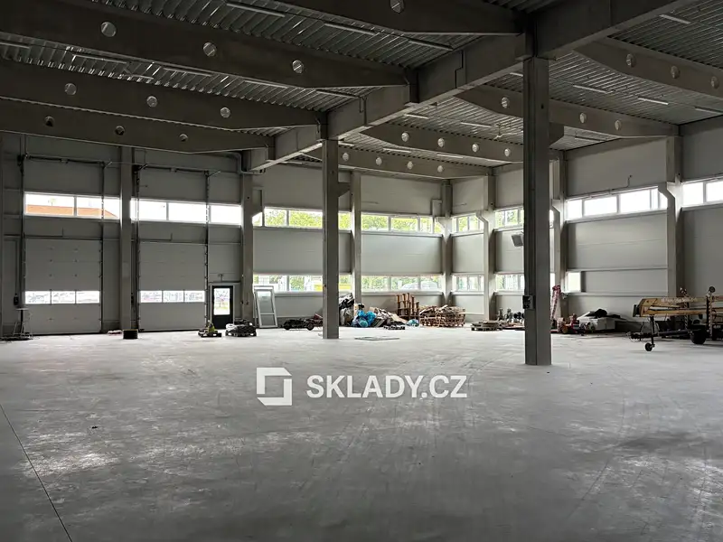 Pronájem skladového prostoru 550 m², České Budějovice – náhled fotky 1