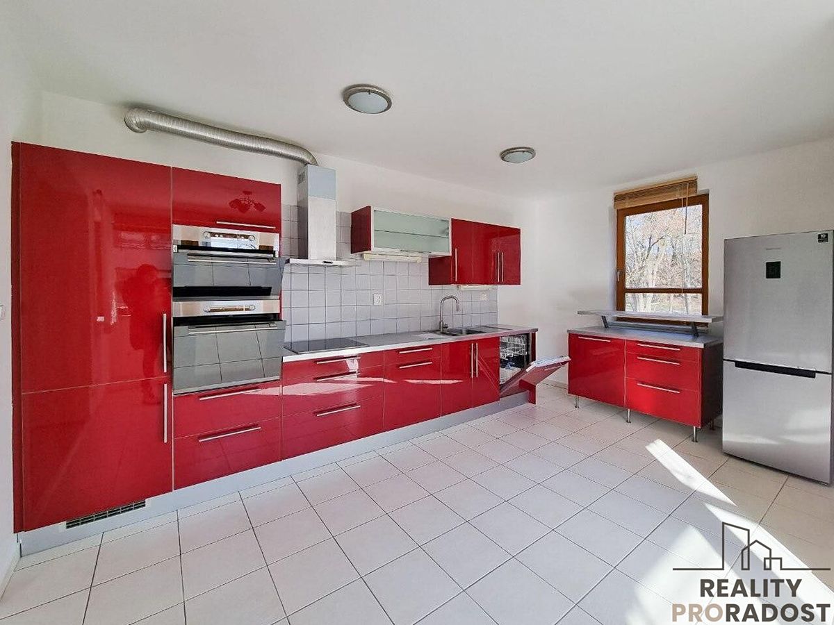 Pronájem bytu 2+kk 74 m²