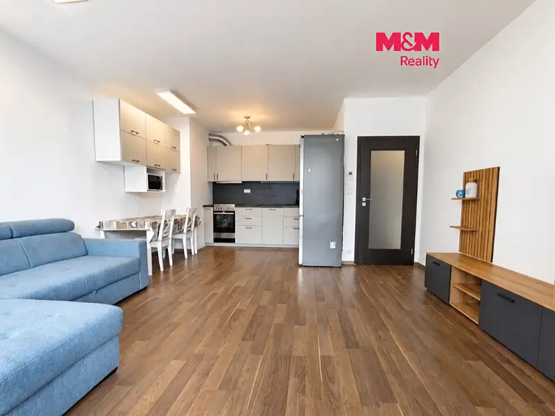 Pronájem bytu 2+kk 57 m², Praha – náhled fotky 1