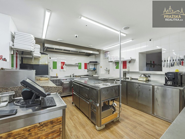 Комерційне приміщення на продаж, 470 м² (11 з 45)