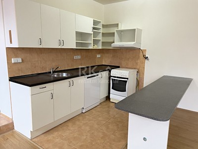 Pronájem bytu 1+kk, 41 m² (3 z 8)