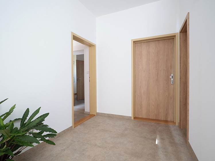 Pronájem bytu 2+kk, 58 m² (33 z 38)