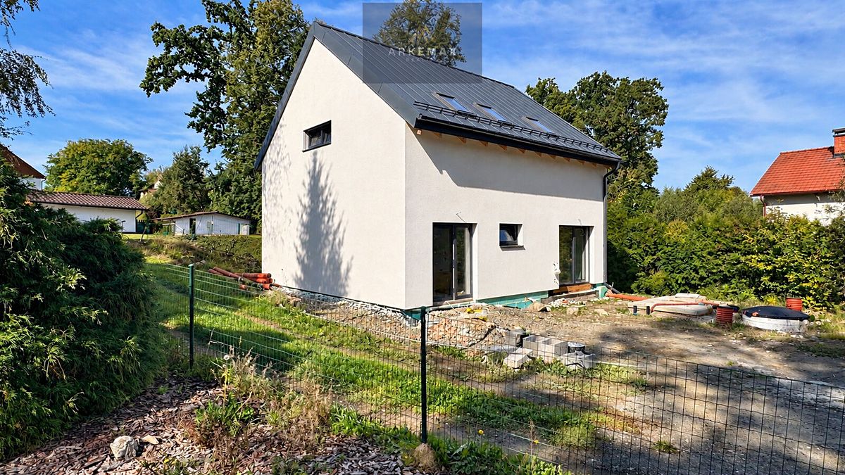 Prodej rodinného domu 133 m², pozemek 512 m² 3