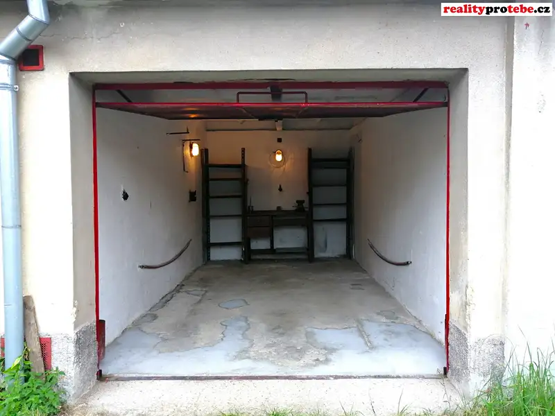 Pronájem garáže 20 m², Kladno – náhled fotky 2