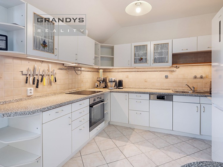 Prodej bytu 4+kk, 102 m² (9 z 52)