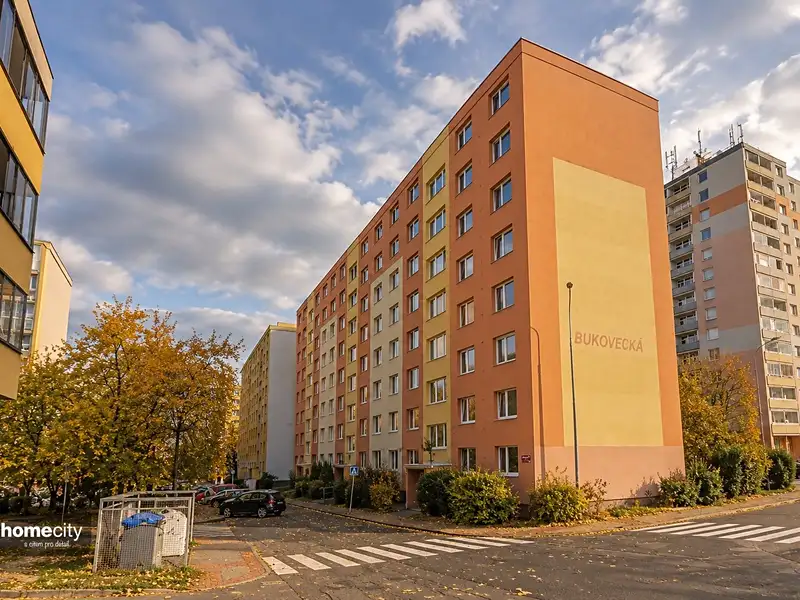Prodej bytu 3+1 72 m², Praha – náhled fotky 1
