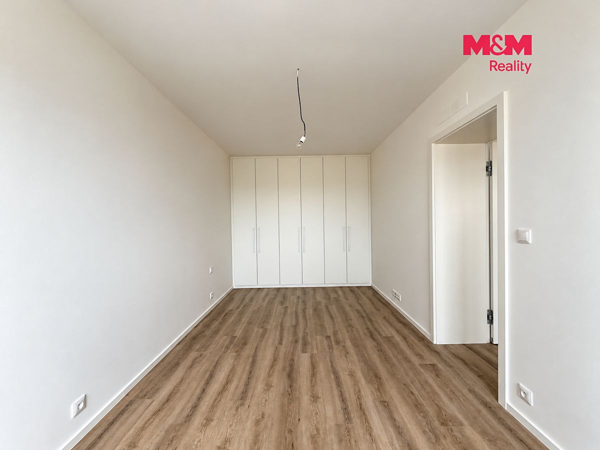 Pronájem bytu 2+kk 57 m² – fotografie 4