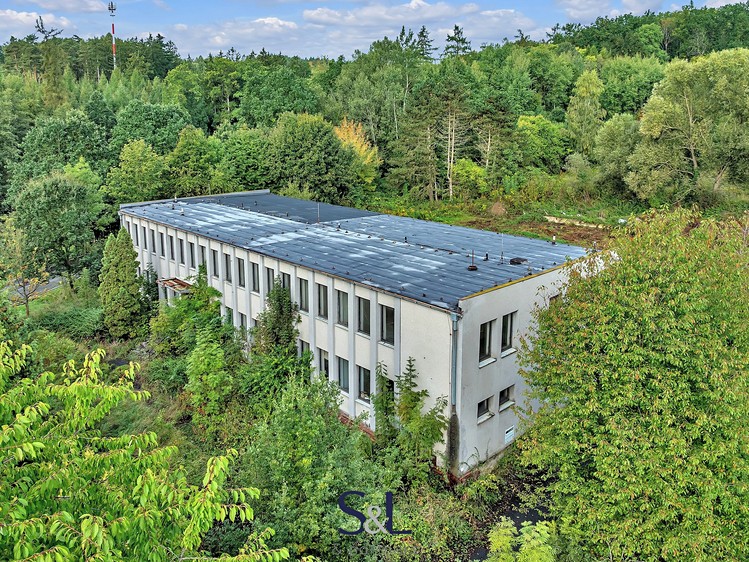 Prodej komerčního prostoru, 680 m² (20 z 21)
