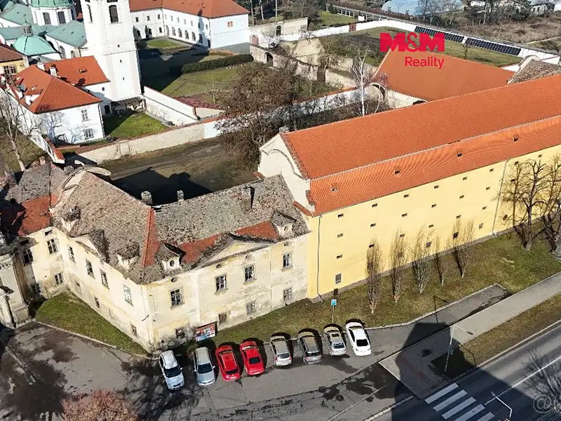 Prodej památky 1751 m², pozemek 4267 m², Doksany – náhled fotky 1