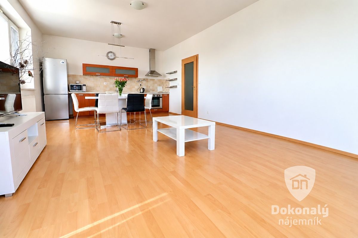 Pronájem bytu 2+kk 64 m²