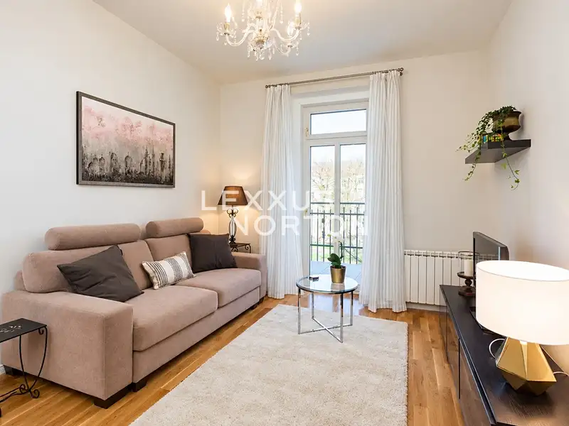 Pronájem bytu 2+kk 48 m², Praha – náhled fotky 1