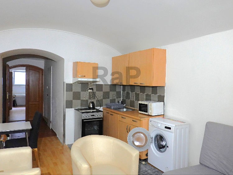 Квартира 2+kk на продаж, 49 м² (1 з 10)