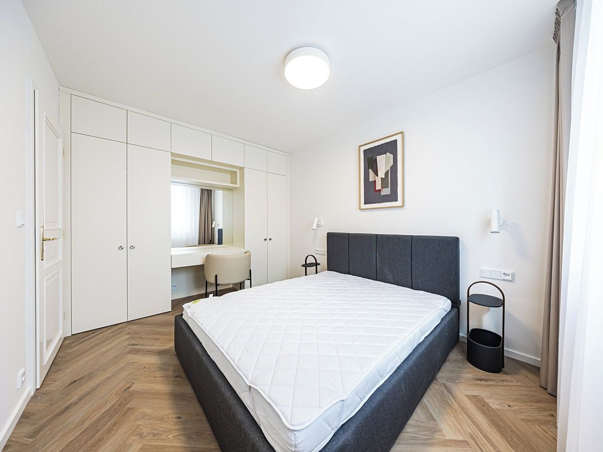 Pronájem bytu 2+kk 43 m² – fotografie 4