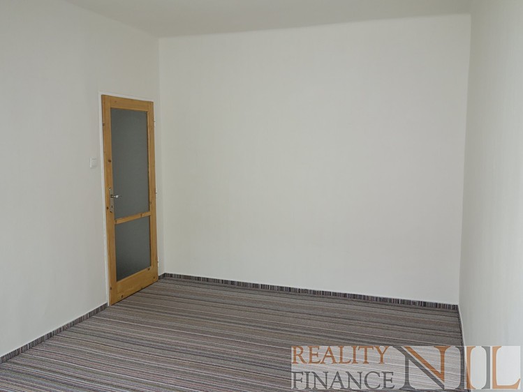 Pronájem bytu 2+1, 53 m² (9 z 19)