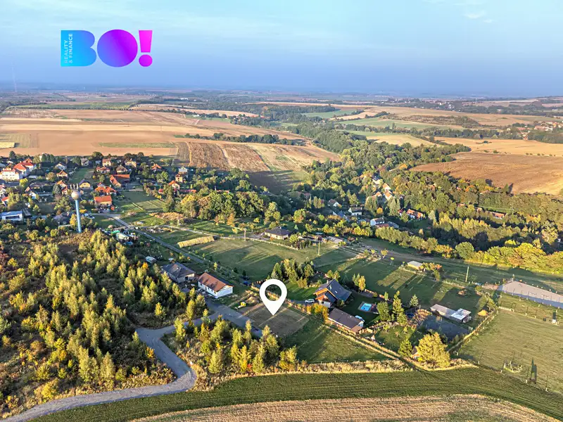 Prodej stavebního pozemku 958 m², Krupá – náhled fotky 1