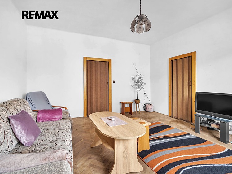 Будинок на продаж, 250 м² (3 з 31)