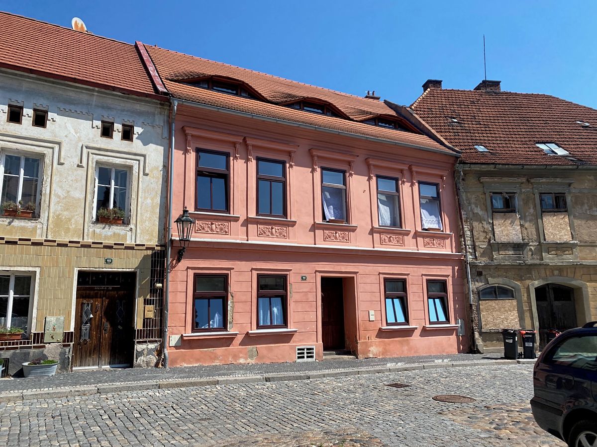 Pronájem bytu 1+1 50 m², Žatec – fotka 1 z 3