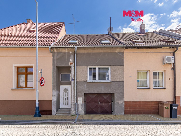 Haus zum Kauf, 131 m² (1 von 27)