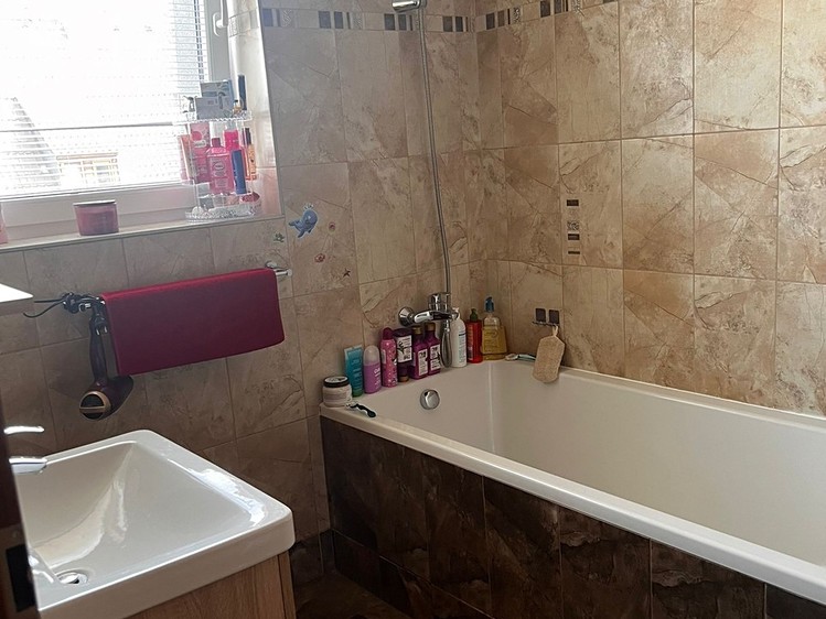 Квартира 3+kk в оренду, 90 м² (6 з 10)