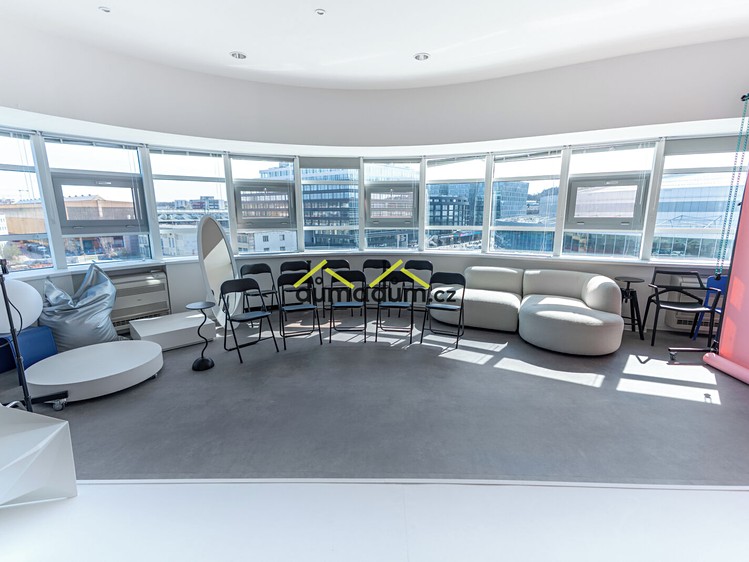 Prodej komerčního prostoru, 116 m² (3 z 6)