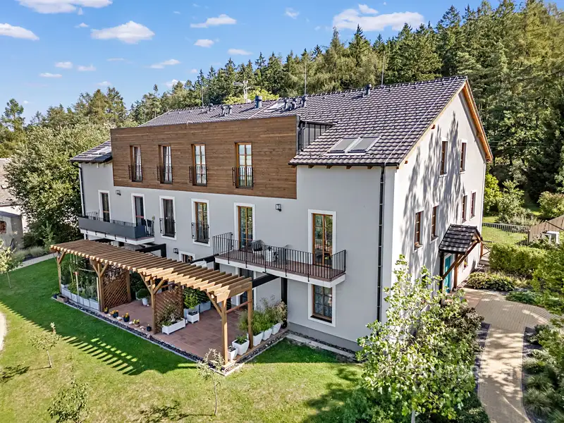 Prodej bytu 3+kk 82 m², Kařez – náhled fotky 1