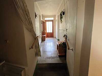 Комерційне приміщення на продаж, 175 м² (3 з 31)