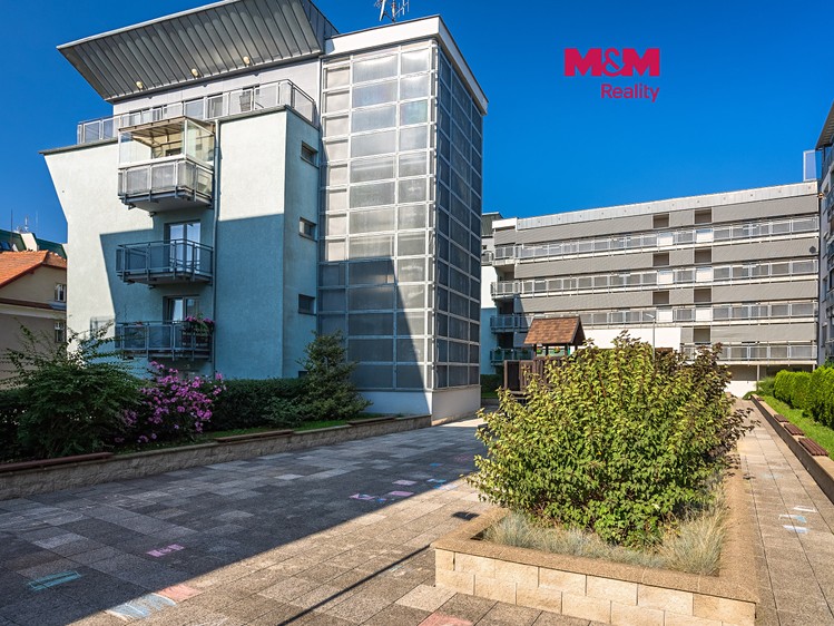Квартира 3+kk на продаж, 68 м² (1 з 17)
