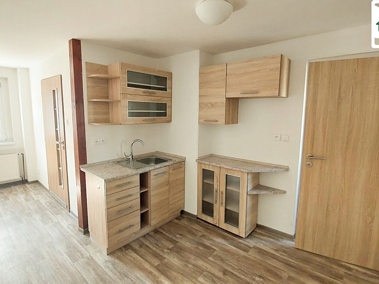 Комерційне приміщення в оренду, 176 м² (12 з 19)