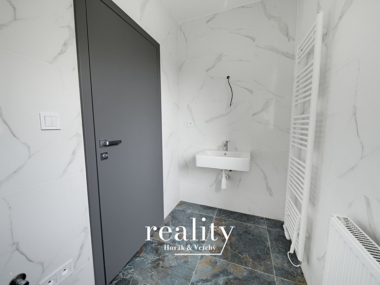 Квартира 2+kk на продаж, 36 м² (9 з 12)