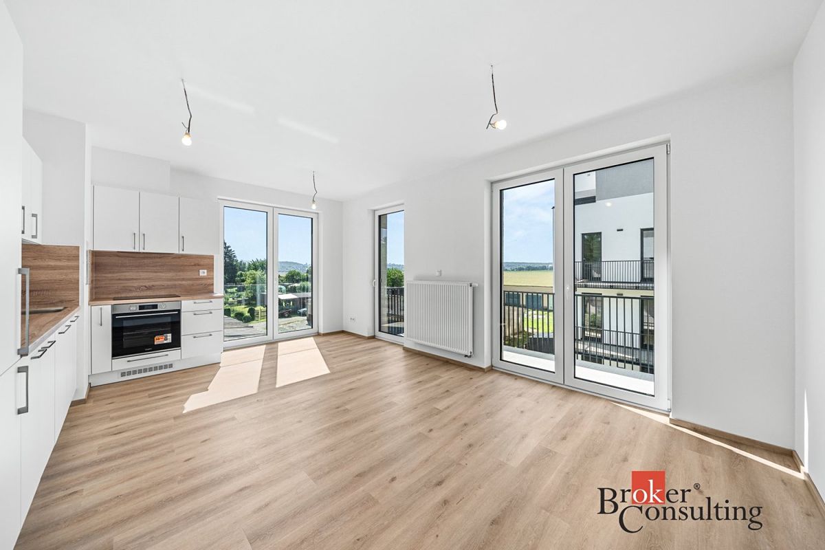 Pronájem bytu 2+kk 56 m², Dobřany – fotka 1 z 3