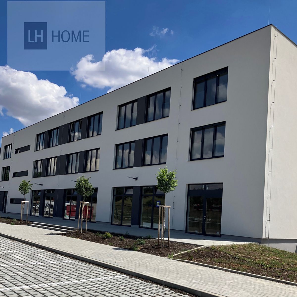 Pronájem obchodního prostoru 160 m², Velké Přílepy – fotka 1 z 3