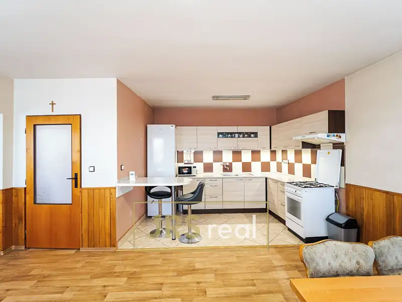 Prodej rodinného domu 233 m², pozemek 530 m², Sudoměřice – náhled fotky 2