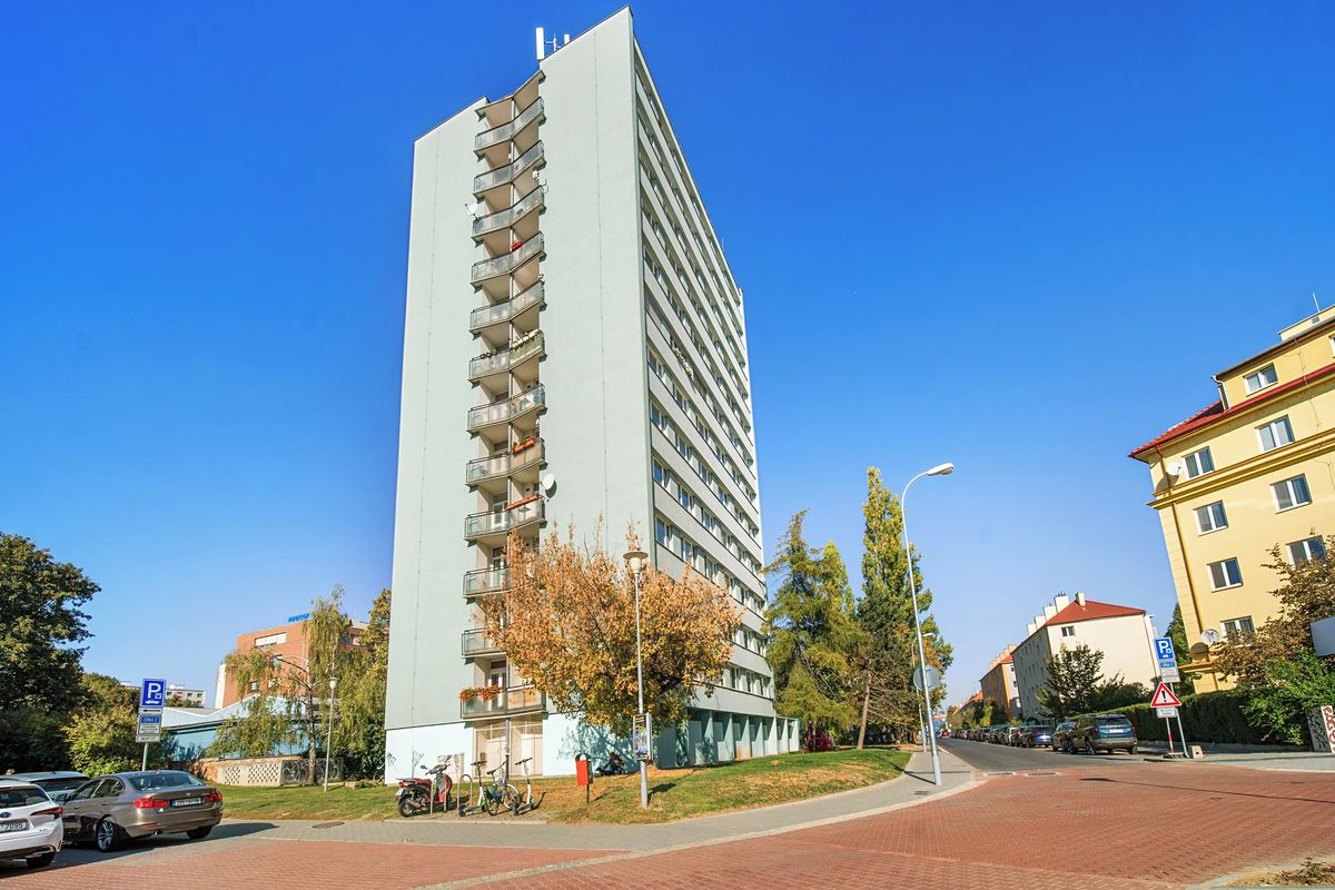 Pronájem bytu 3+1 70 m², Brno – fotka 1 z 3