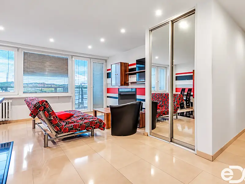 Prodej bytu 3+kk 65 m², Praha – náhled fotky 1