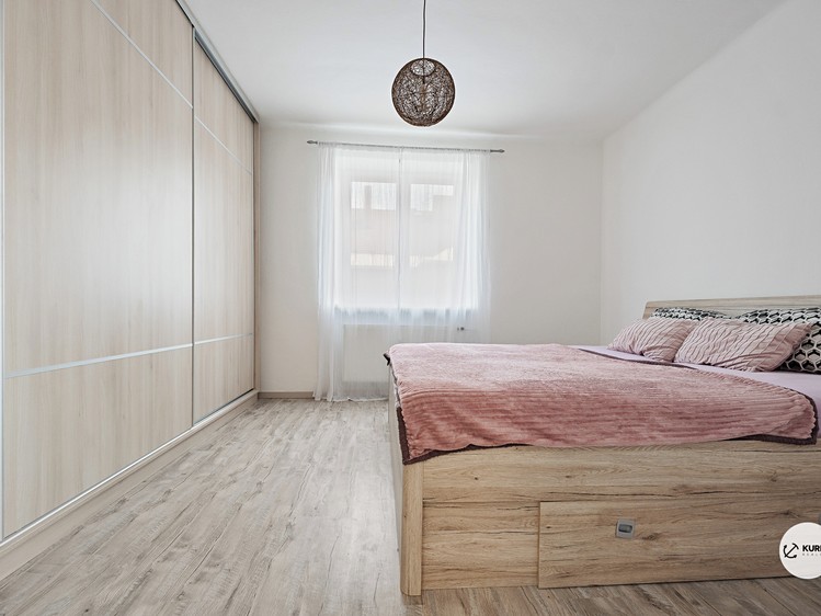 Prodej bytu 2+1, 57 m² (2 z 12)