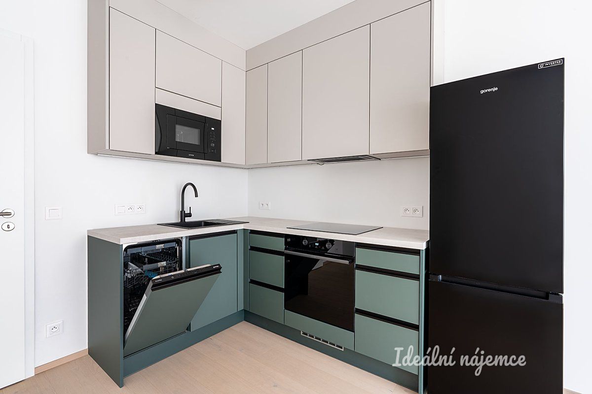 Pronájem bytu 2+kk 50 m² – fotografie 5